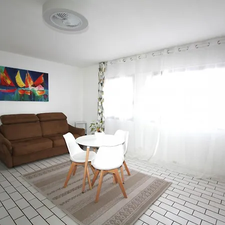Studio 2 Personnes A 100m De La Plage דירה *